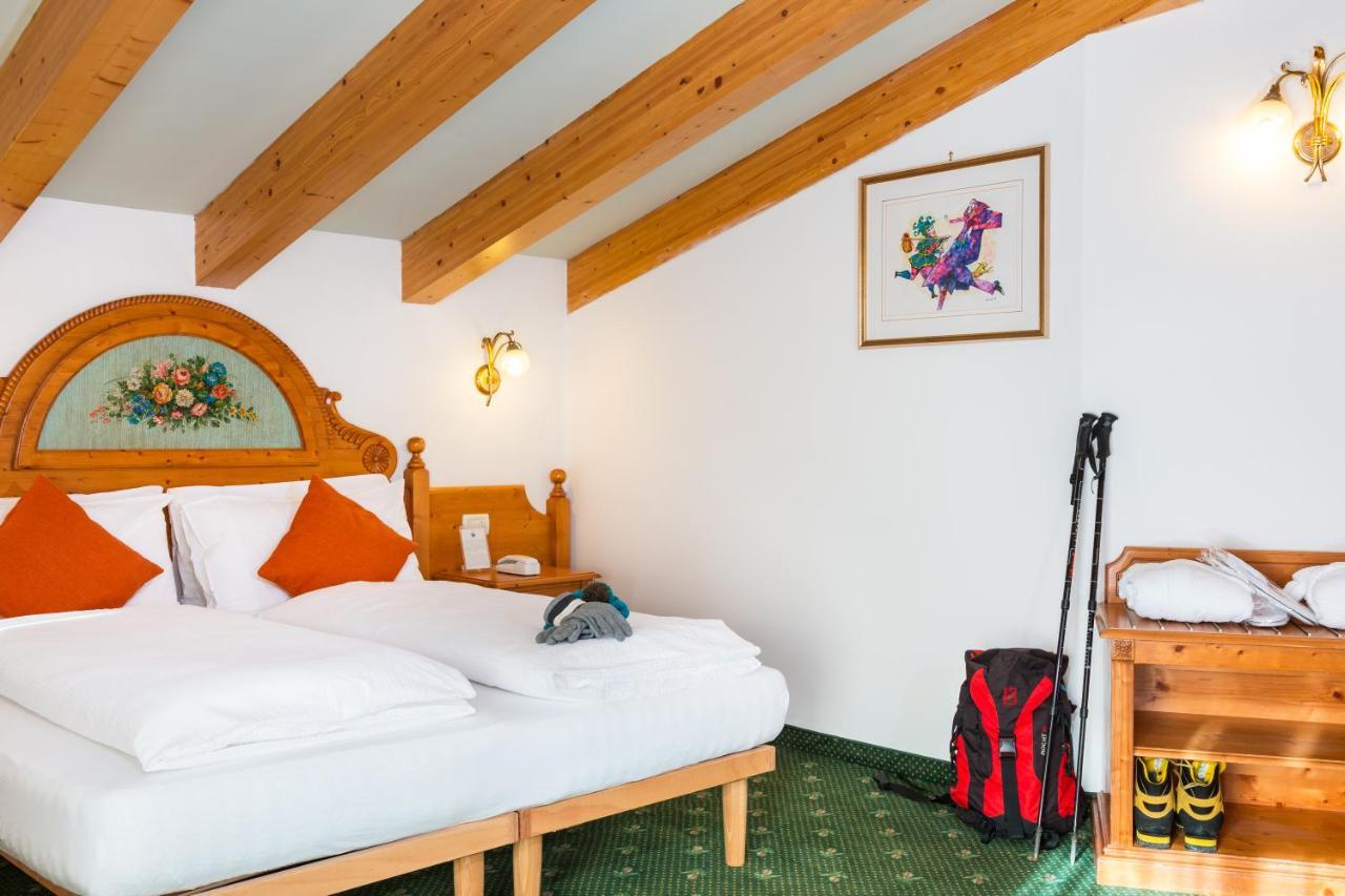 Hotel Bonapace ***S Мадонна-ди-Кампильо Экстерьер фото