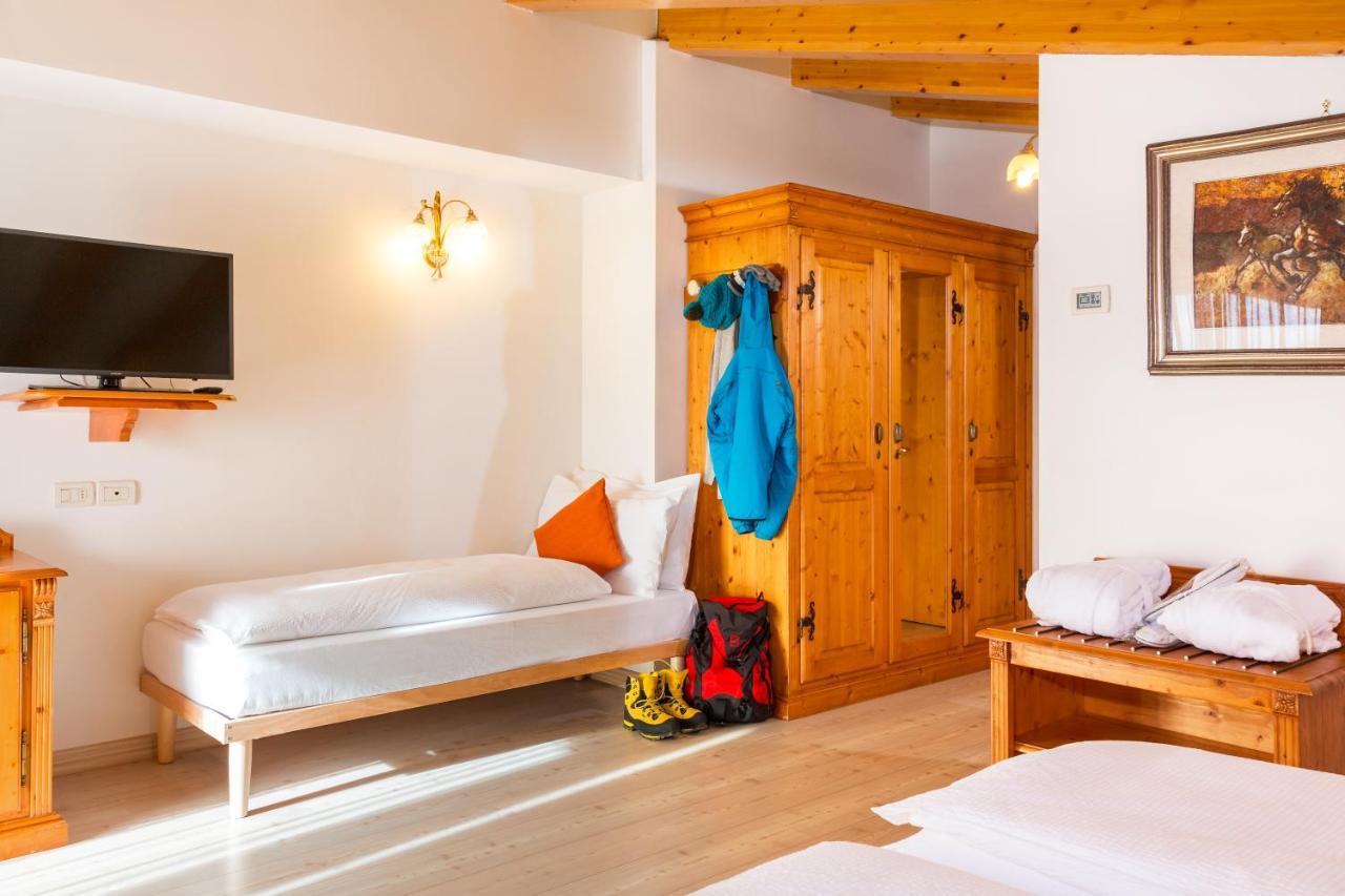 Hotel Bonapace ***S Мадонна-ди-Кампильо Экстерьер фото