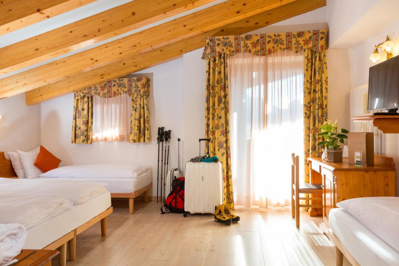 Hotel Bonapace ***S Мадонна-ди-Кампильо Экстерьер фото